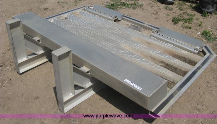 image for item AX9771 Sturdy-Lite headache rack