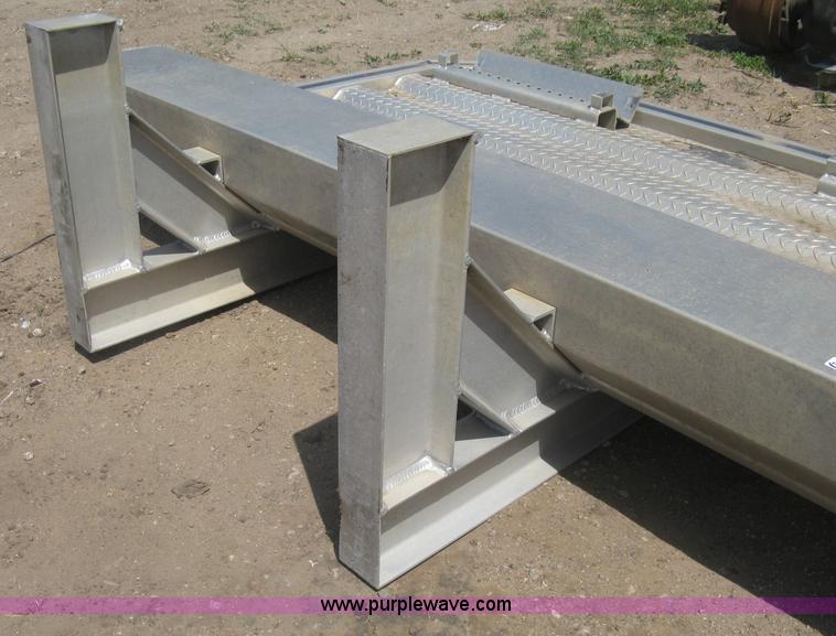 image for item AX9771 Sturdy-Lite headache rack