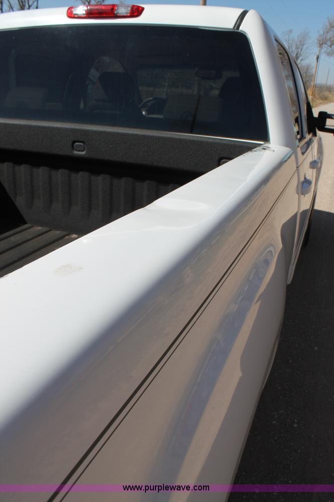 image for item C3751 2007 GMC Sierra 2500HD Z71 Crew Cab pickup truck