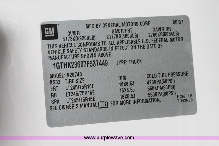 image for item C3751 2007 GMC Sierra 2500HD Z71 Crew Cab pickup truck