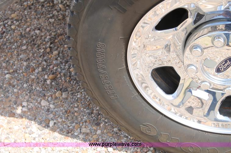 image for item C3810 2009 Ford F350 Super Duty Crew Cab utility truck