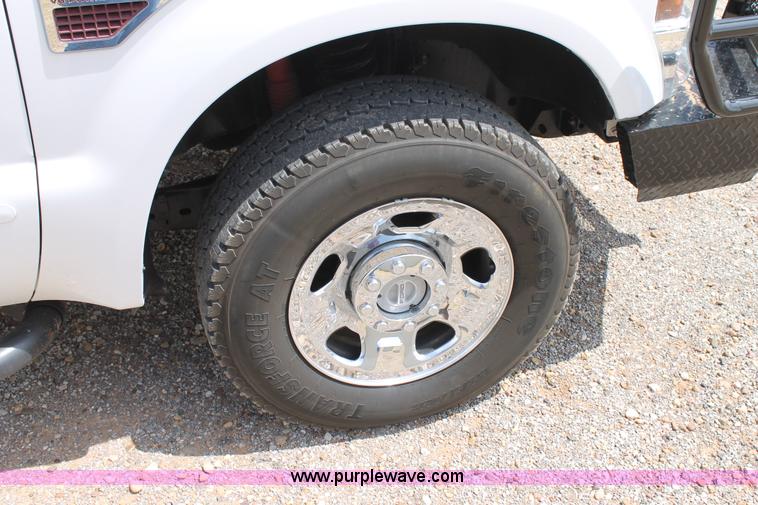 image for item C3810 2009 Ford F350 Super Duty Crew Cab utility truck