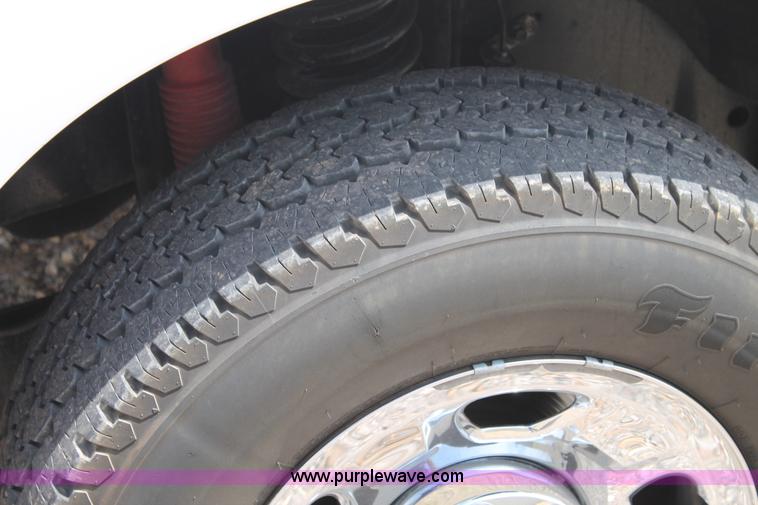 image for item C3810 2009 Ford F350 Super Duty Crew Cab utility truck