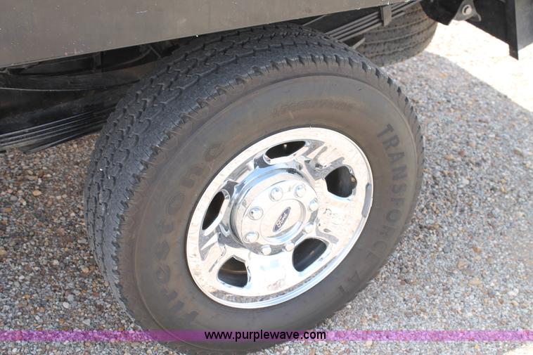 image for item C3810 2009 Ford F350 Super Duty Crew Cab utility truck