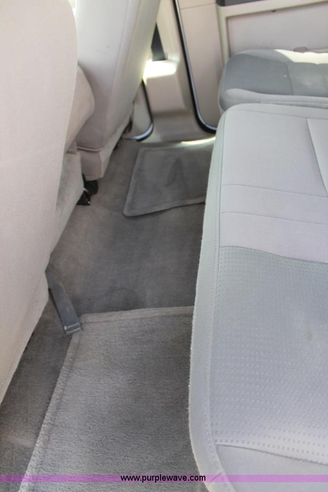 image for item C3810 2009 Ford F350 Super Duty Crew Cab utility truck