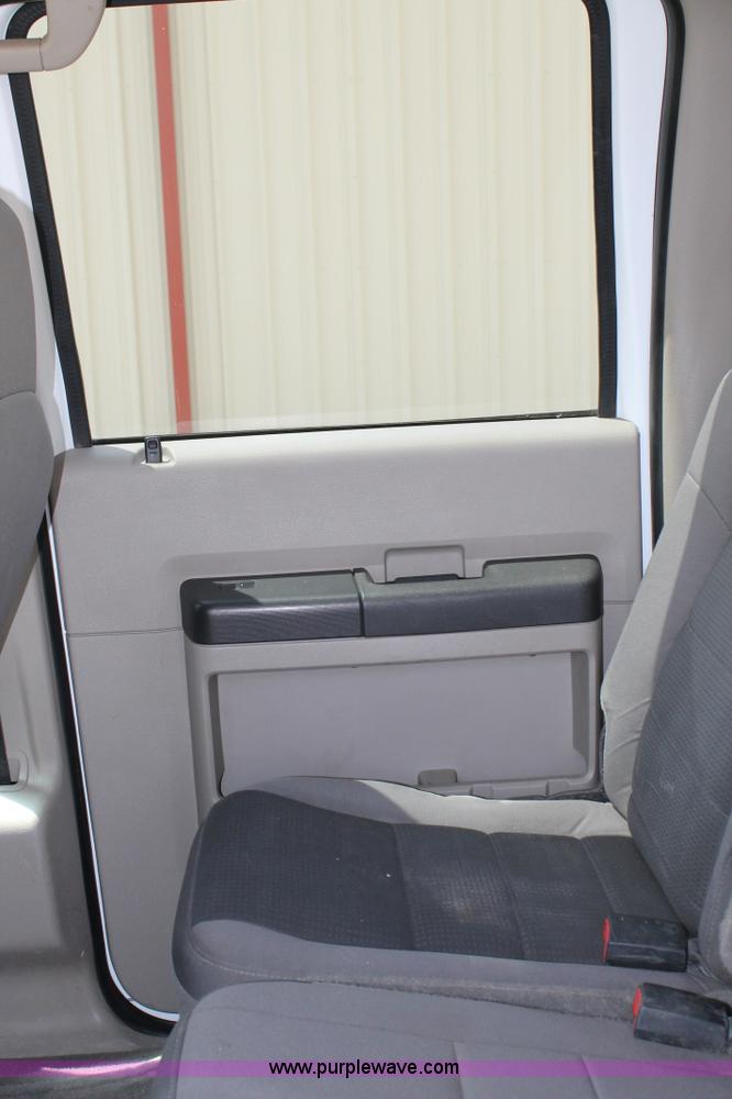 image for item C3810 2009 Ford F350 Super Duty Crew Cab utility truck
