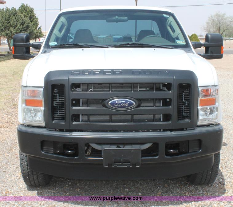 image for item C3811 2008 Ford F250 Super Duty SuperCab pickup truck