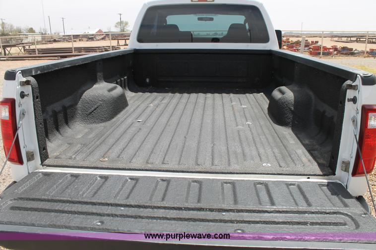 image for item C3811 2008 Ford F250 Super Duty SuperCab pickup truck
