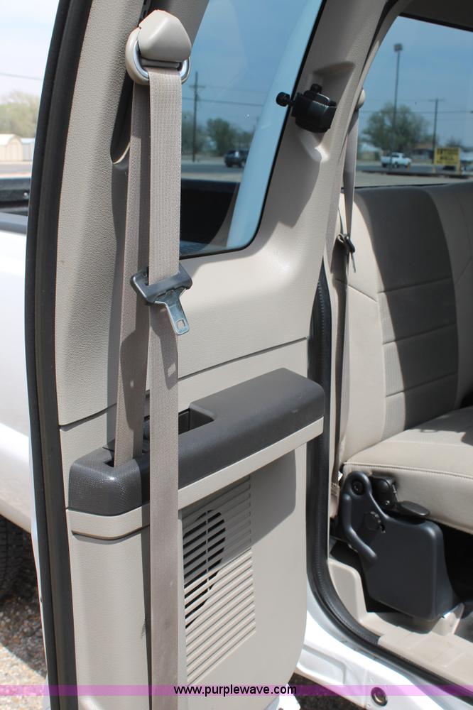 image for item C3811 2008 Ford F250 Super Duty SuperCab pickup truck