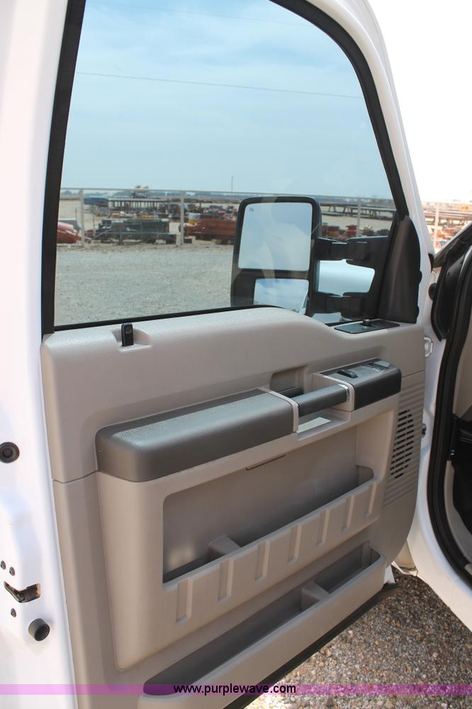 image for item C3811 2008 Ford F250 Super Duty SuperCab pickup truck