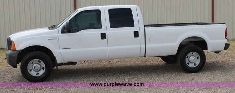 image for item C3812 2005 Ford F350 Super Duty Crew Cab