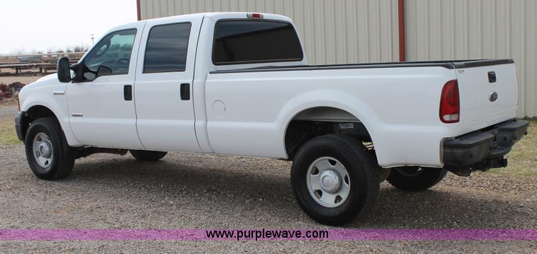 image for item C3812 2005 Ford F350 Super Duty Crew Cab