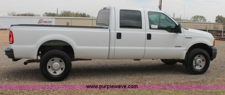 image for item C3812 2005 Ford F350 Super Duty Crew Cab