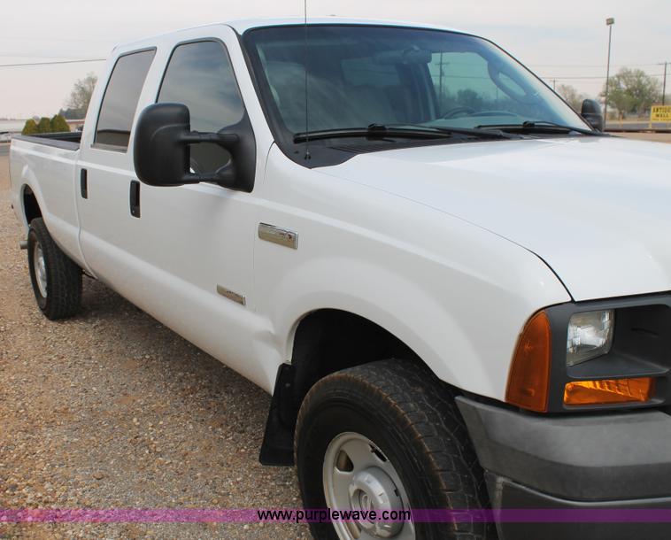 image for item C3812 2005 Ford F350 Super Duty Crew Cab