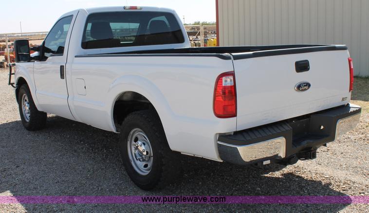 image for item C3813 2011 Ford F250 Super Duty pickup truck