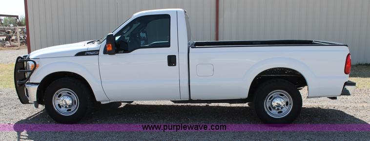 image for item C3813 2011 Ford F250 Super Duty pickup truck