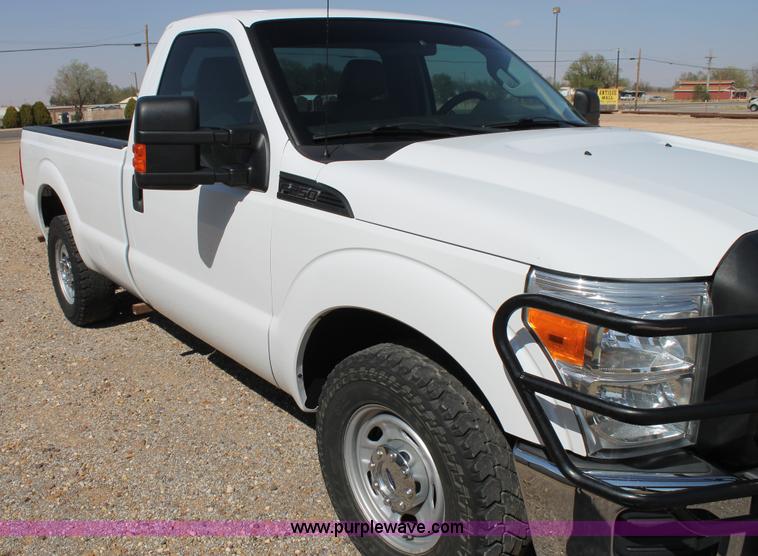 image for item C3813 2011 Ford F250 Super Duty pickup truck