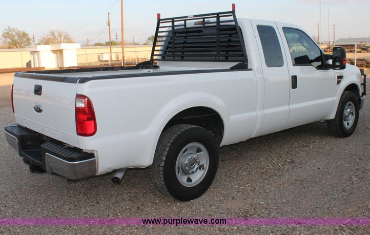 image for item C3829 2008 Ford F250 Super Duty SuperCab pickup truck