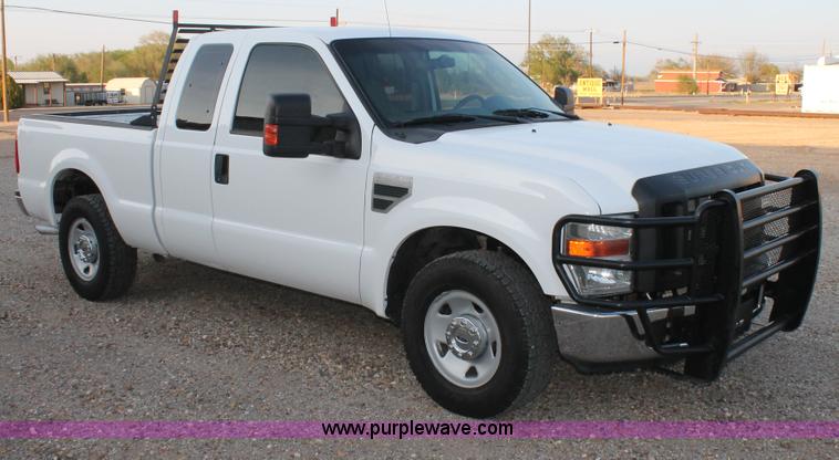 image for item C3829 2008 Ford F250 Super Duty SuperCab pickup truck
