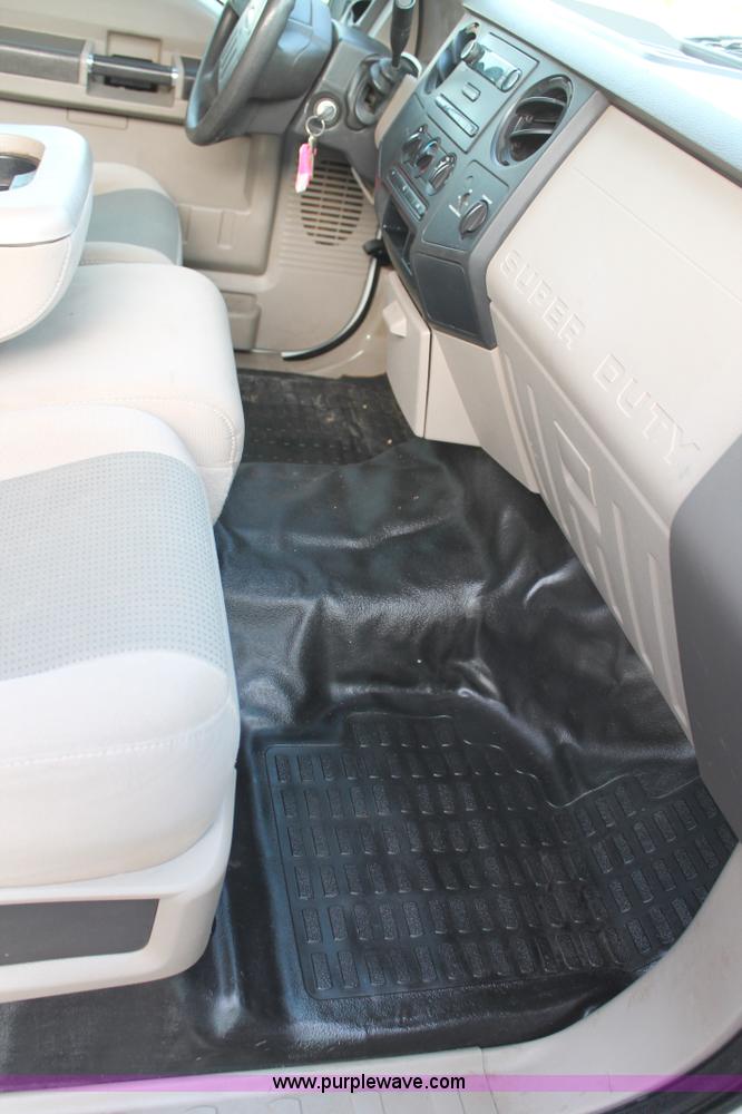 image for item C3829 2008 Ford F250 Super Duty SuperCab pickup truck