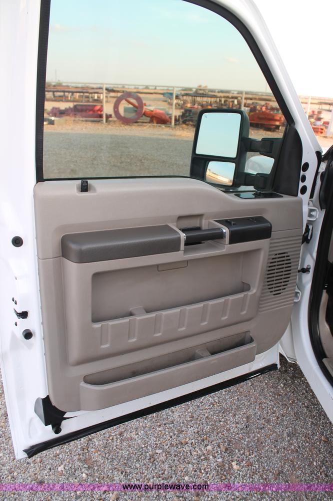 image for item C3829 2008 Ford F250 Super Duty SuperCab pickup truck