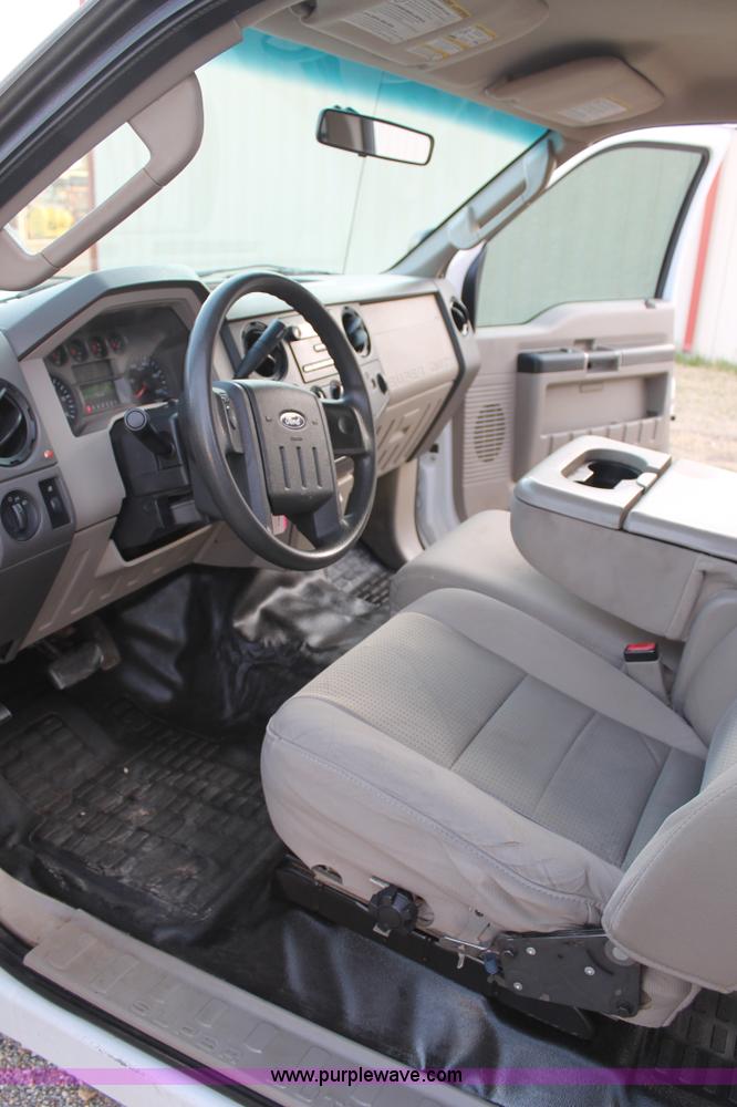 image for item C3829 2008 Ford F250 Super Duty SuperCab pickup truck