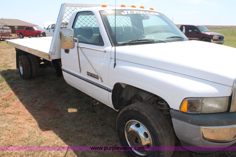 image for item C3846 1997 Dodge Ram 3500 rollback truck