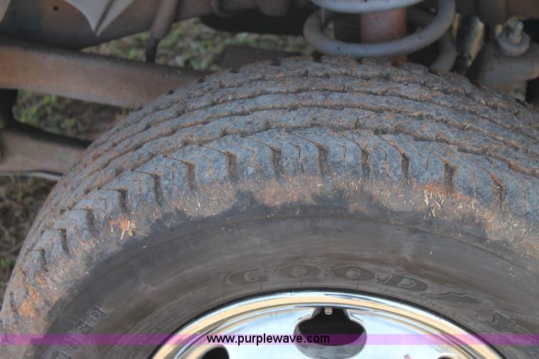 image for item C3846 1997 Dodge Ram 3500 rollback truck