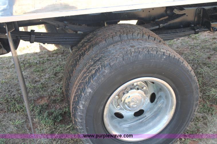 image for item C3846 1997 Dodge Ram 3500 rollback truck