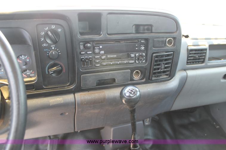 image for item C3846 1997 Dodge Ram 3500 rollback truck