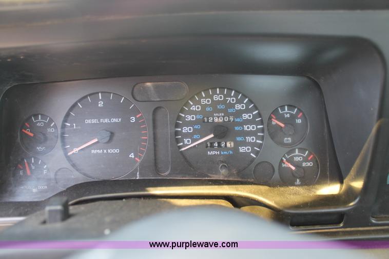 image for item C3846 1997 Dodge Ram 3500 rollback truck