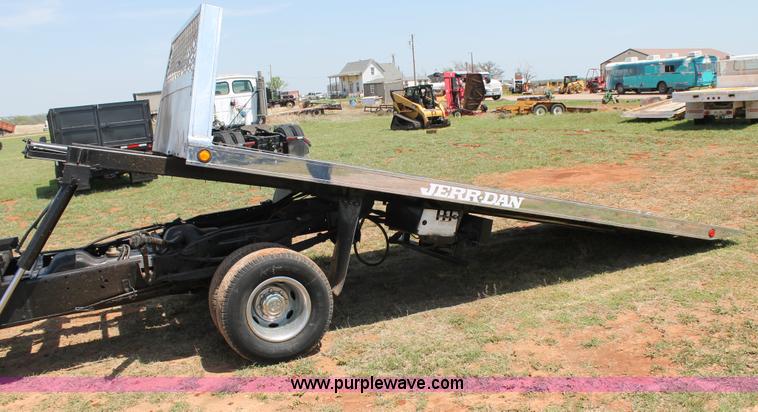 image for item C3846 1997 Dodge Ram 3500 rollback truck