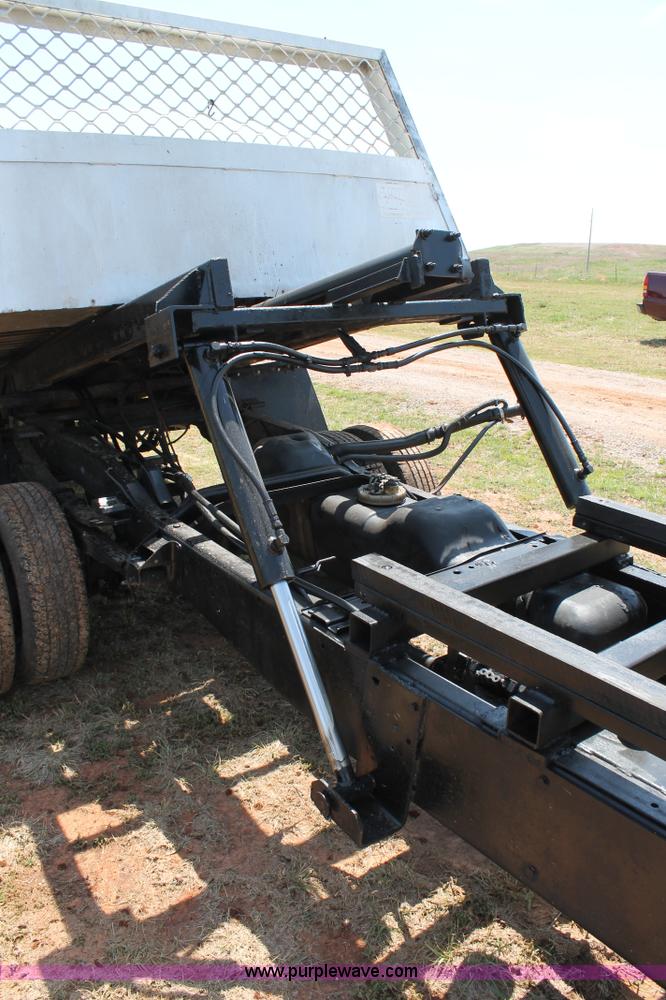 image for item C3846 1997 Dodge Ram 3500 rollback truck