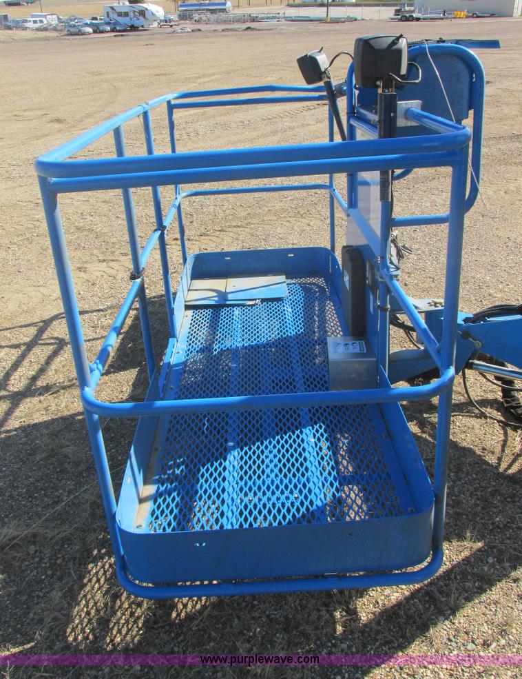 image for item E5452 2012 Genie Z-60/34 articulated boom lift