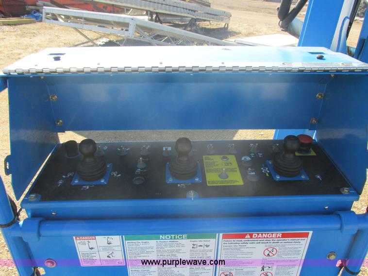 image for item E5452 2012 Genie Z-60/34 articulated boom lift