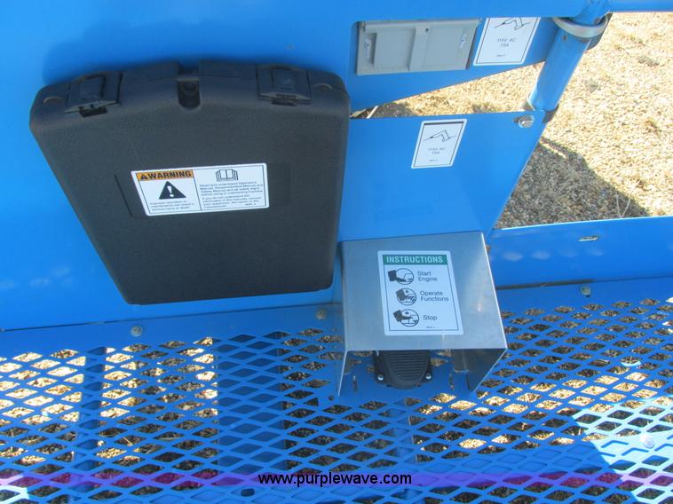 image for item E5452 2012 Genie Z-60/34 articulated boom lift