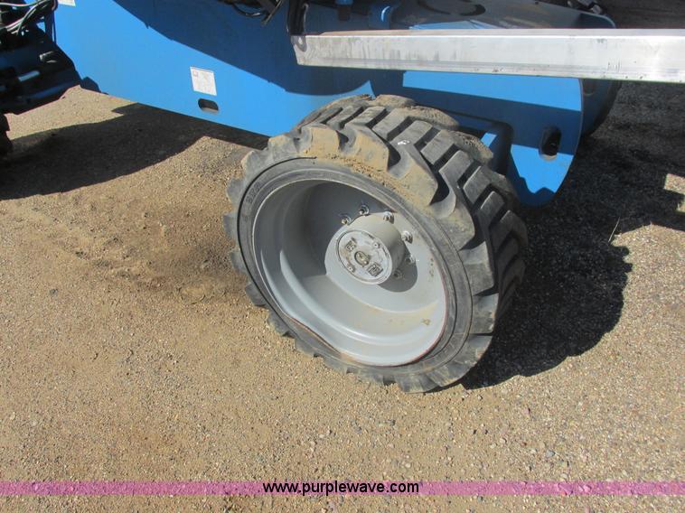 image for item E5452 2012 Genie Z-60/34 articulated boom lift