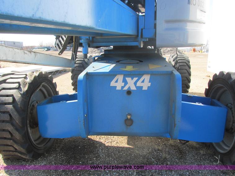 image for item E5452 2012 Genie Z-60/34 articulated boom lift