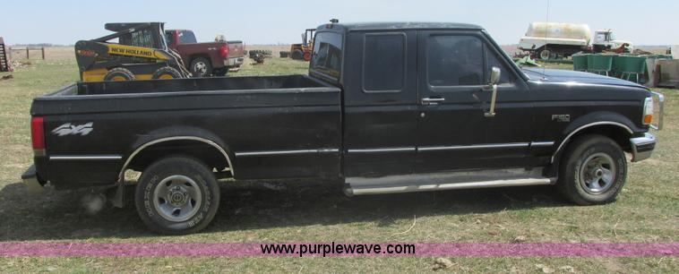image for item E5493 1995 Ford F150 XLT SuperCab pickup truck