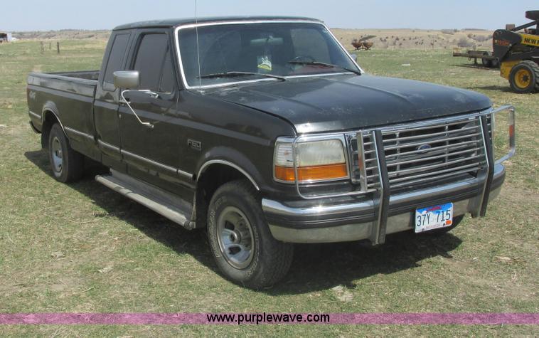 image for item E5493 1995 Ford F150 XLT SuperCab pickup truck