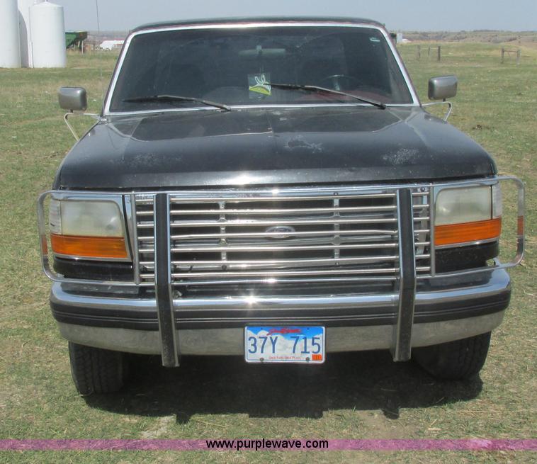 image for item E5493 1995 Ford F150 XLT SuperCab pickup truck