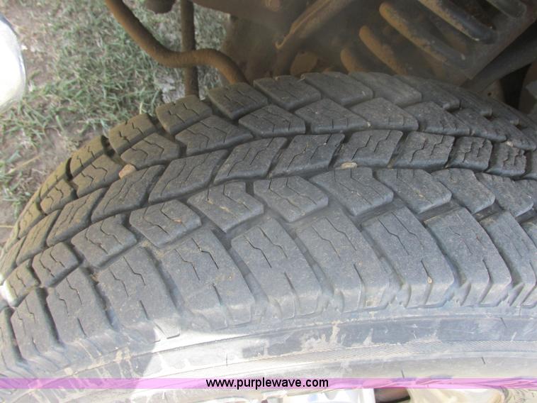 image for item E5493 1995 Ford F150 XLT SuperCab pickup truck