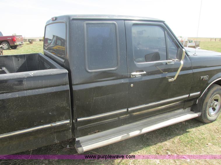 image for item E5493 1995 Ford F150 XLT SuperCab pickup truck