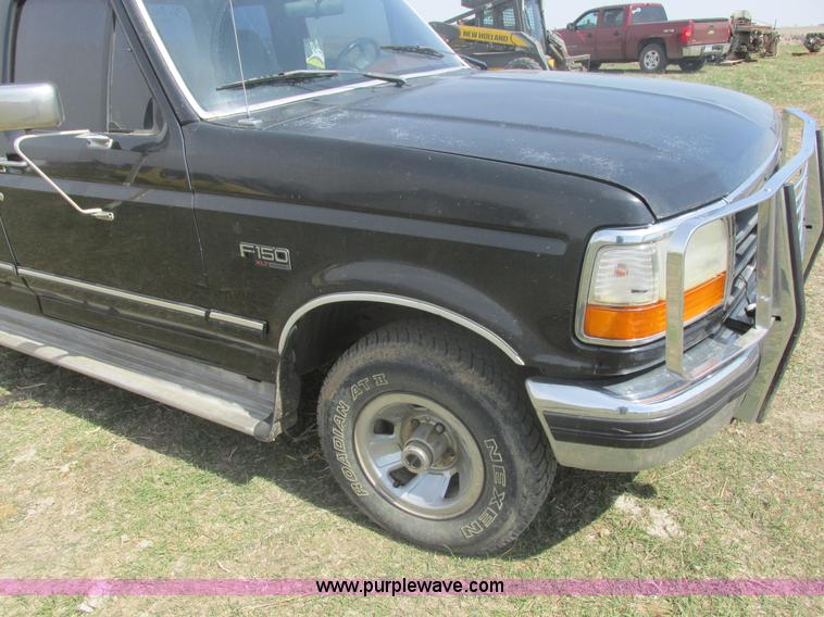 image for item E5493 1995 Ford F150 XLT SuperCab pickup truck