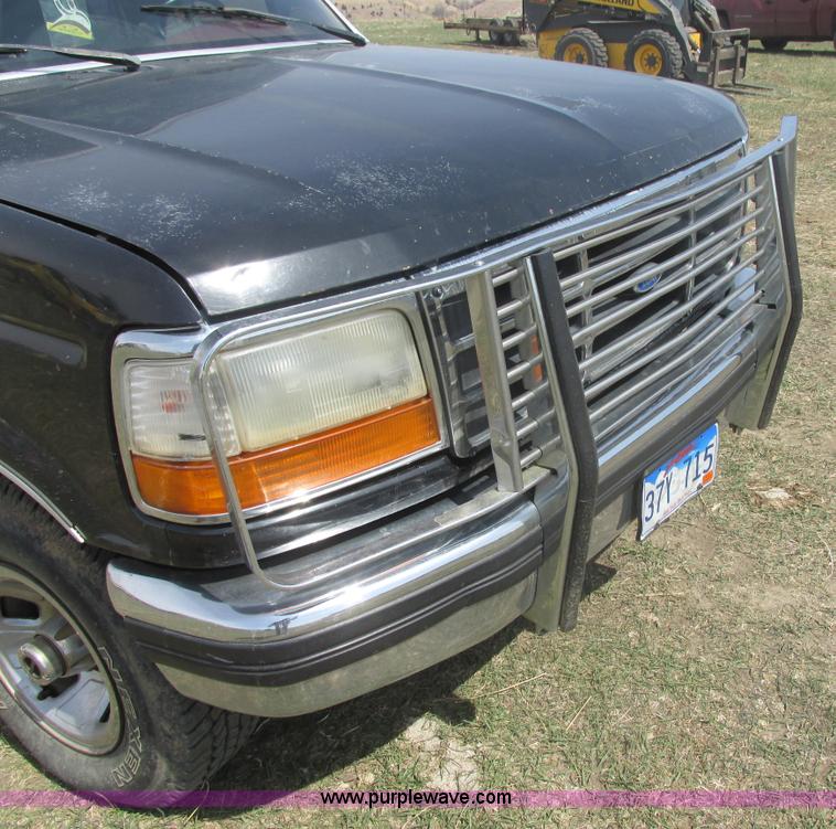 image for item E5493 1995 Ford F150 XLT SuperCab pickup truck