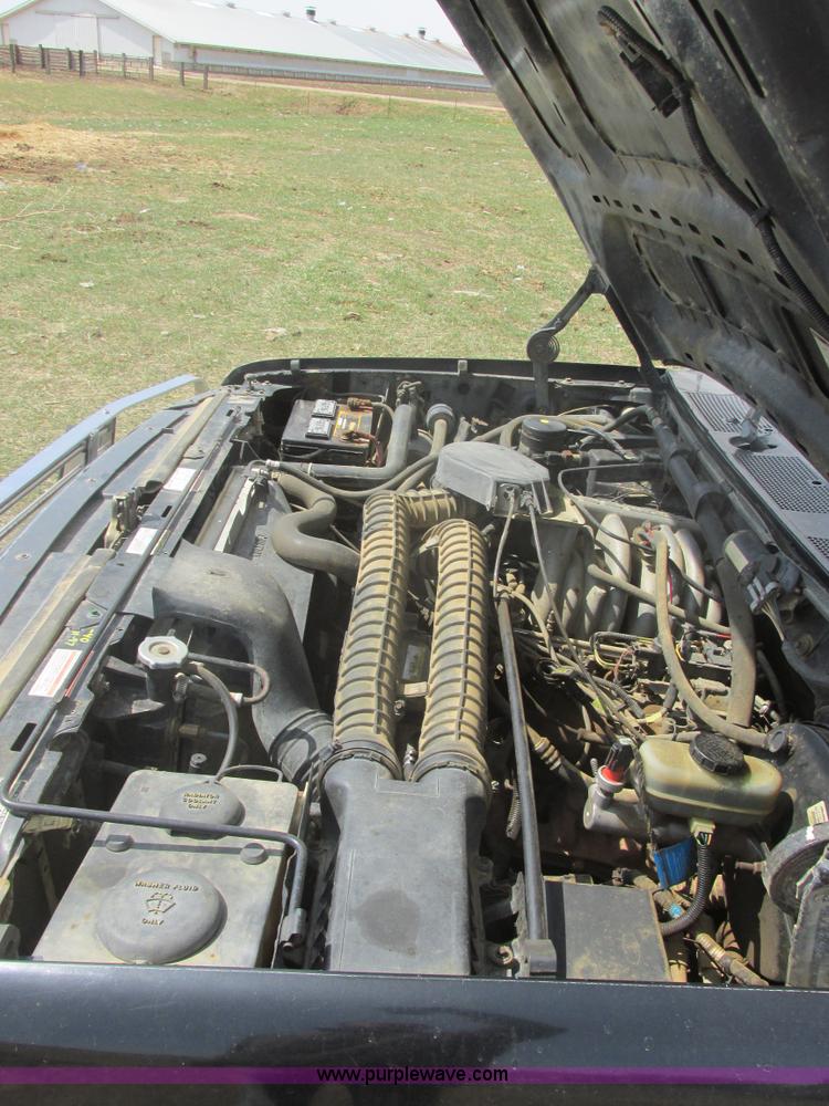 image for item E5493 1995 Ford F150 XLT SuperCab pickup truck