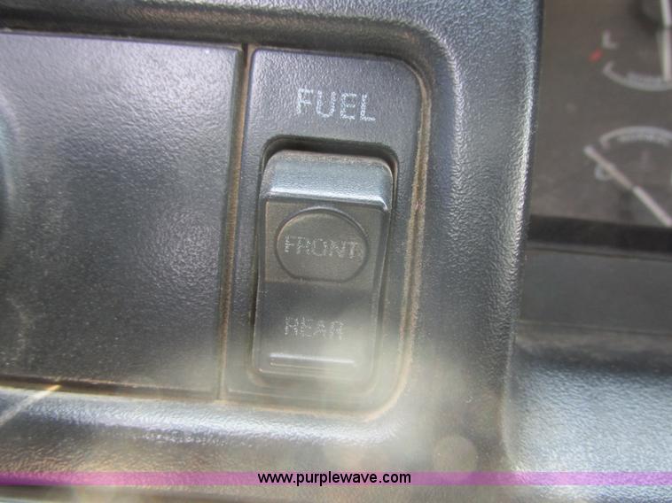 image for item E5493 1995 Ford F150 XLT SuperCab pickup truck