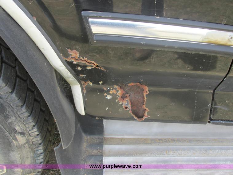 image for item E5493 1995 Ford F150 XLT SuperCab pickup truck