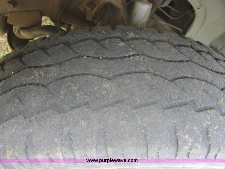 image for item E5495 1995 Chevrolet Silverado 1500 Ext. Cab pickup truck