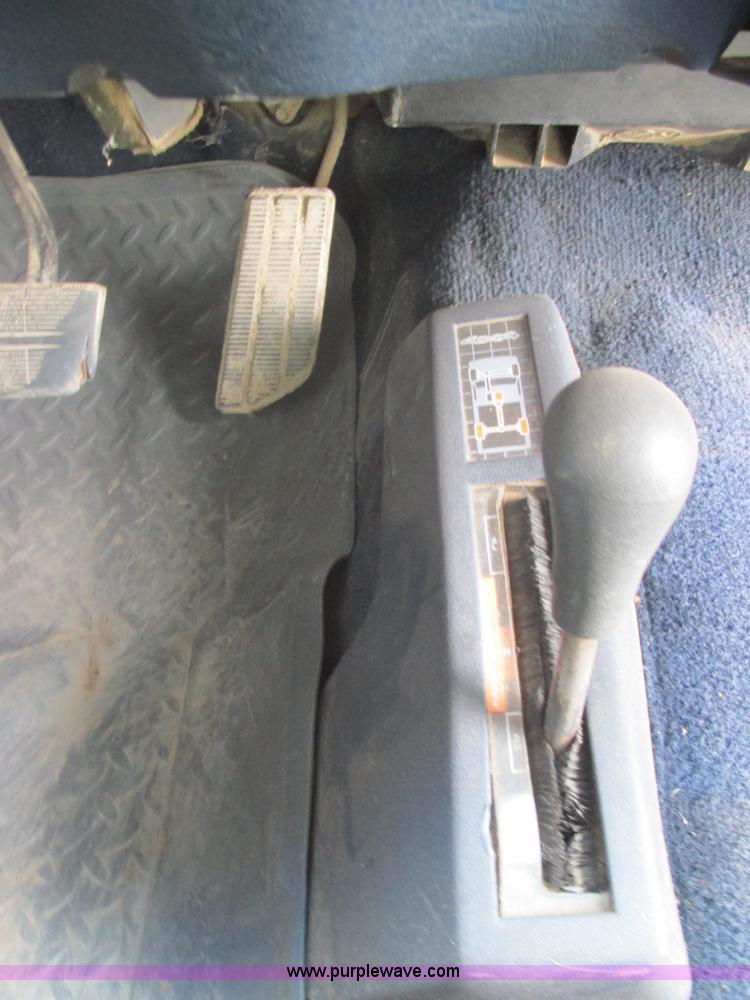 image for item E5495 1995 Chevrolet Silverado 1500 Ext. Cab pickup truck